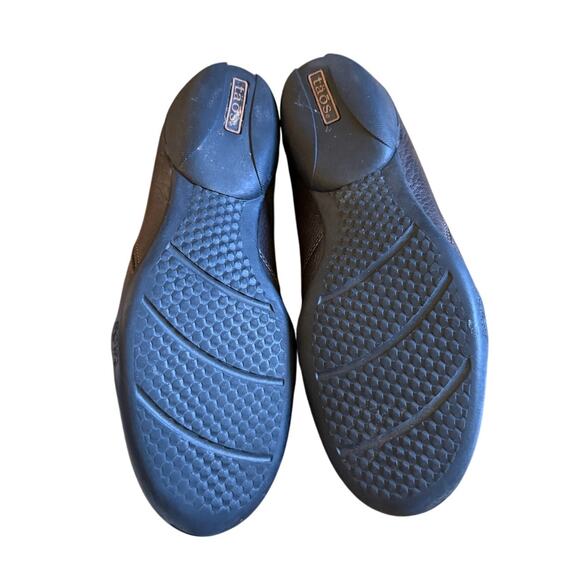 Taos 8.5 Encore Slip On Loafers $140 Casual Shoes Leather COMFORT Clogs Brown - Picture 6 of 7